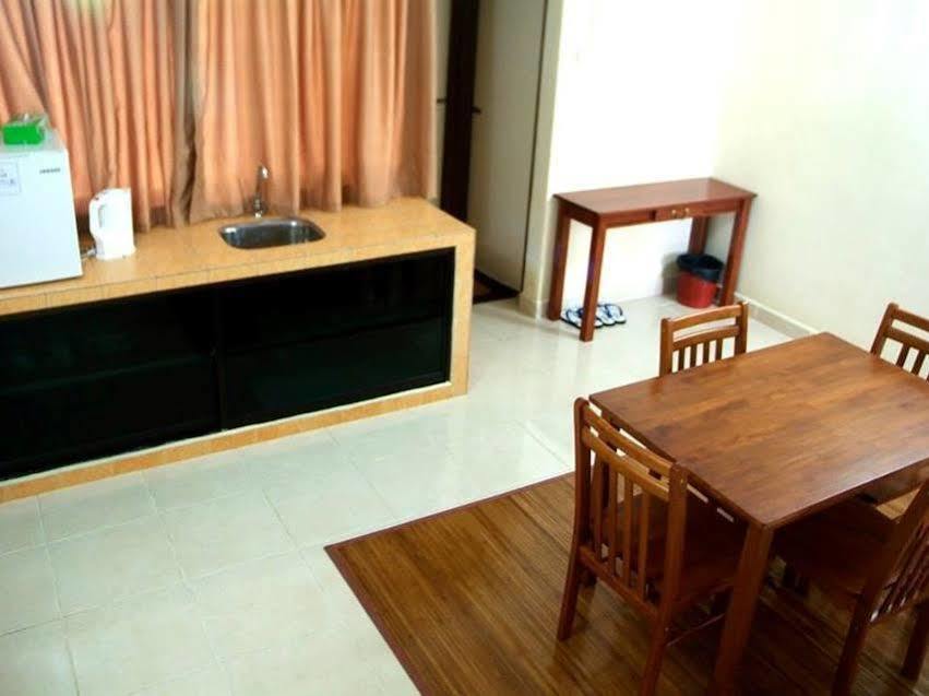Putra Putri Lodge Kangar Zewnętrze zdjęcie